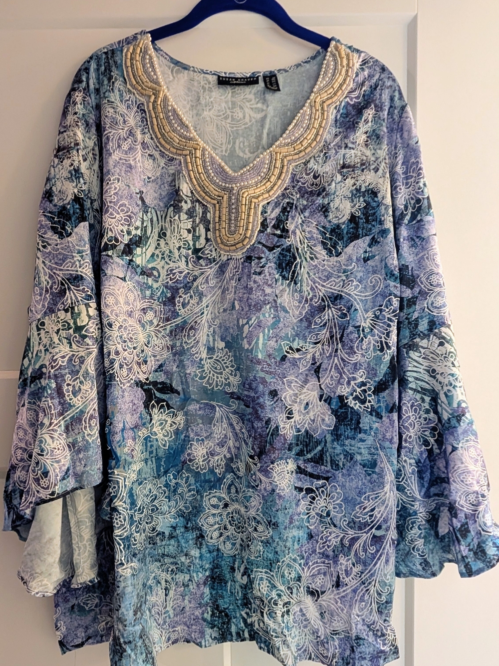 NWOT Susan Graver Beaded Bell Sleeve Top - 2X